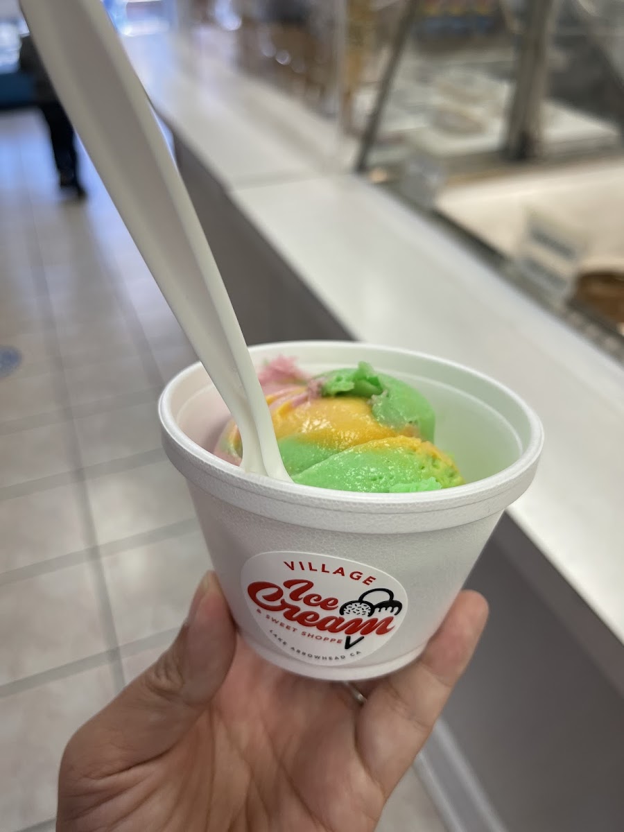 Village Ice Cream And Sweet Shoppe Photos 9