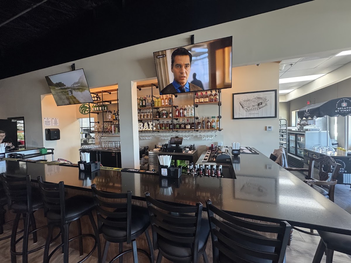 Vinny's N.y. Pizza & Grill - Buford