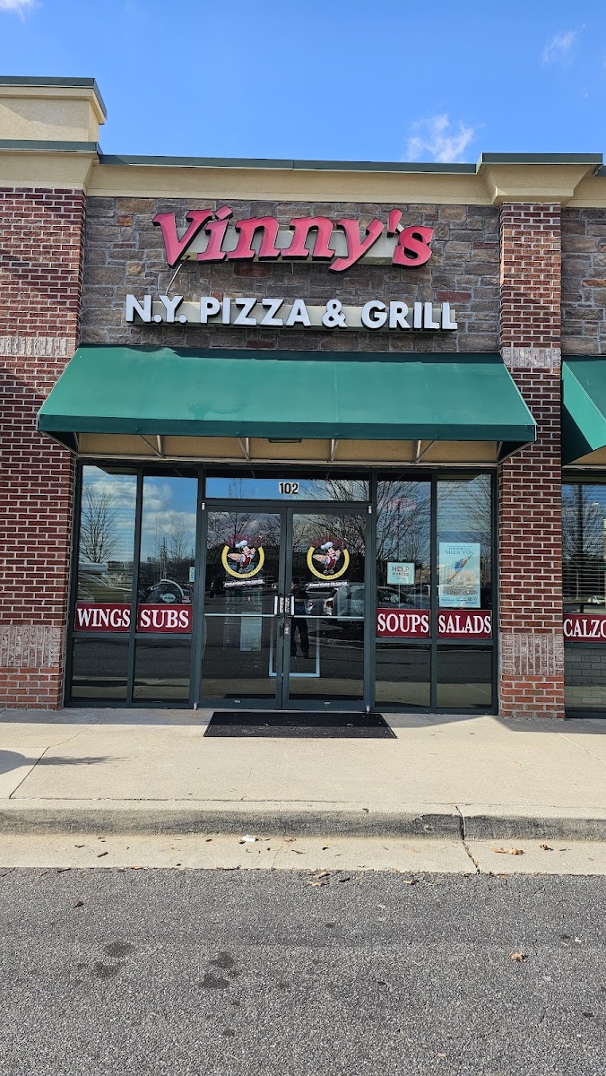 Vinny's N.y. Pizza & Grill - Buford Photos 2