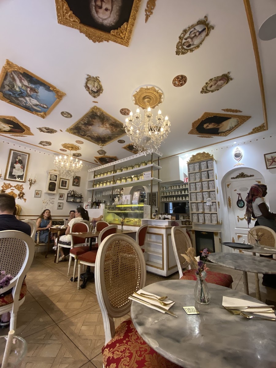 Violetta Et Alfredo - Salon De Thé Photos 2