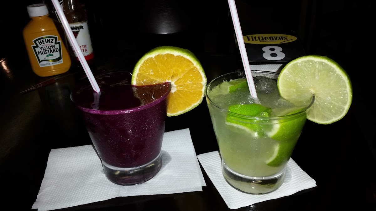 Vittienzo's Burger Grill Photos 9