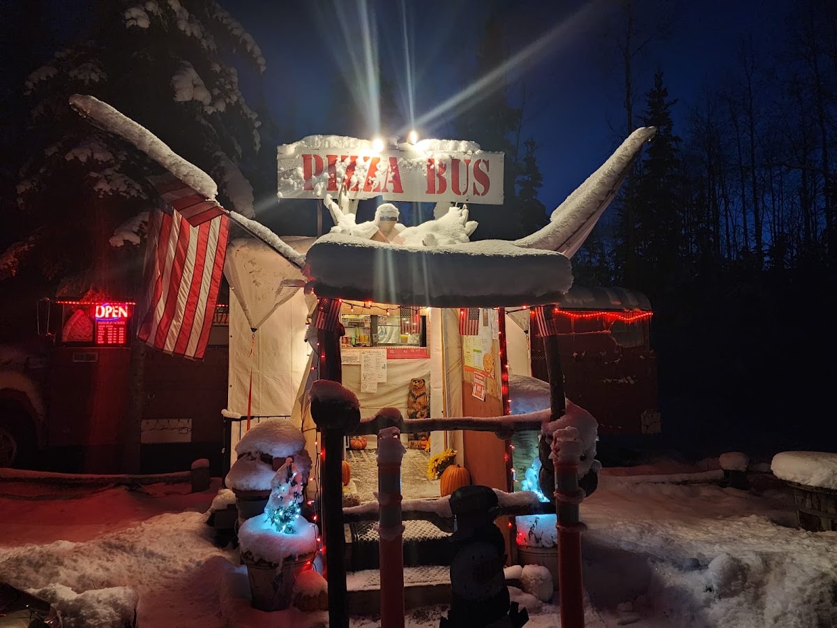 Wagner's Pizza Bus