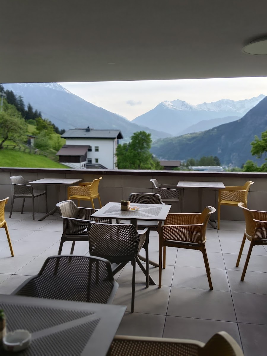 Wally Restaurant
