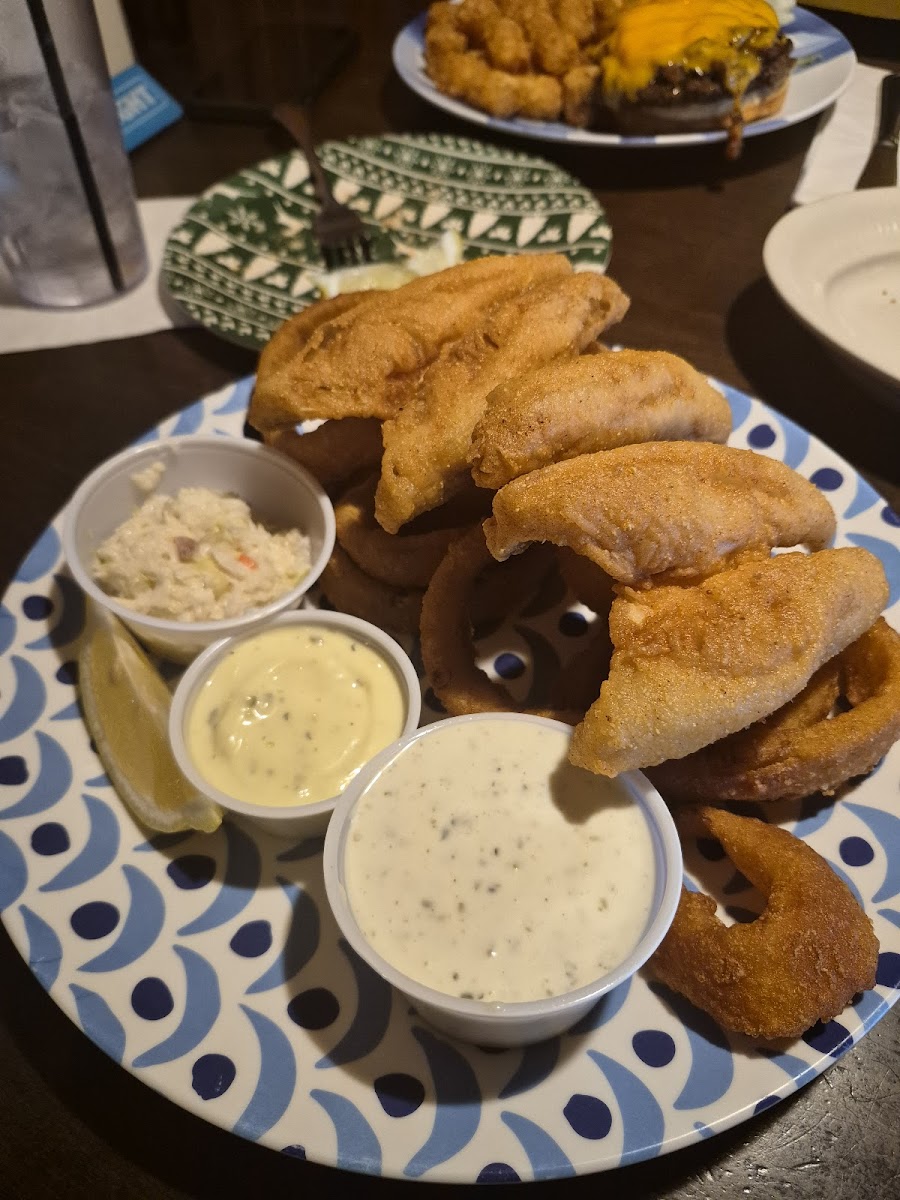 Wally's Bar & Grill Photos 2