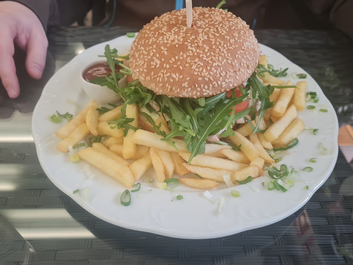 Wangers Meet & Eat Photos 9