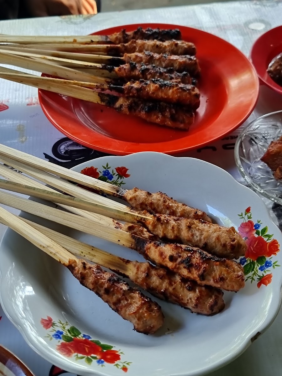 Warung Babi Riki