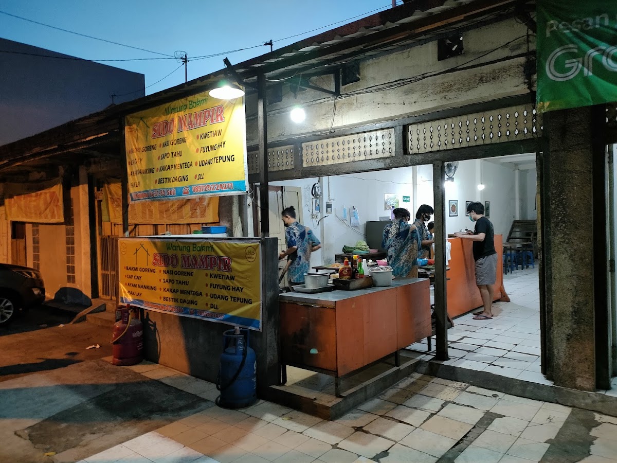 Warung Bakmi Sido Mampir