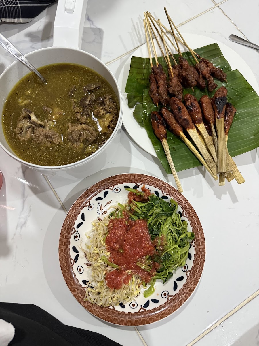 Warung Sate Rembiga Utama Bu Ririn Photos 2