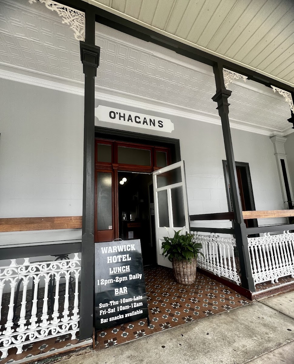 Warwick Hotel