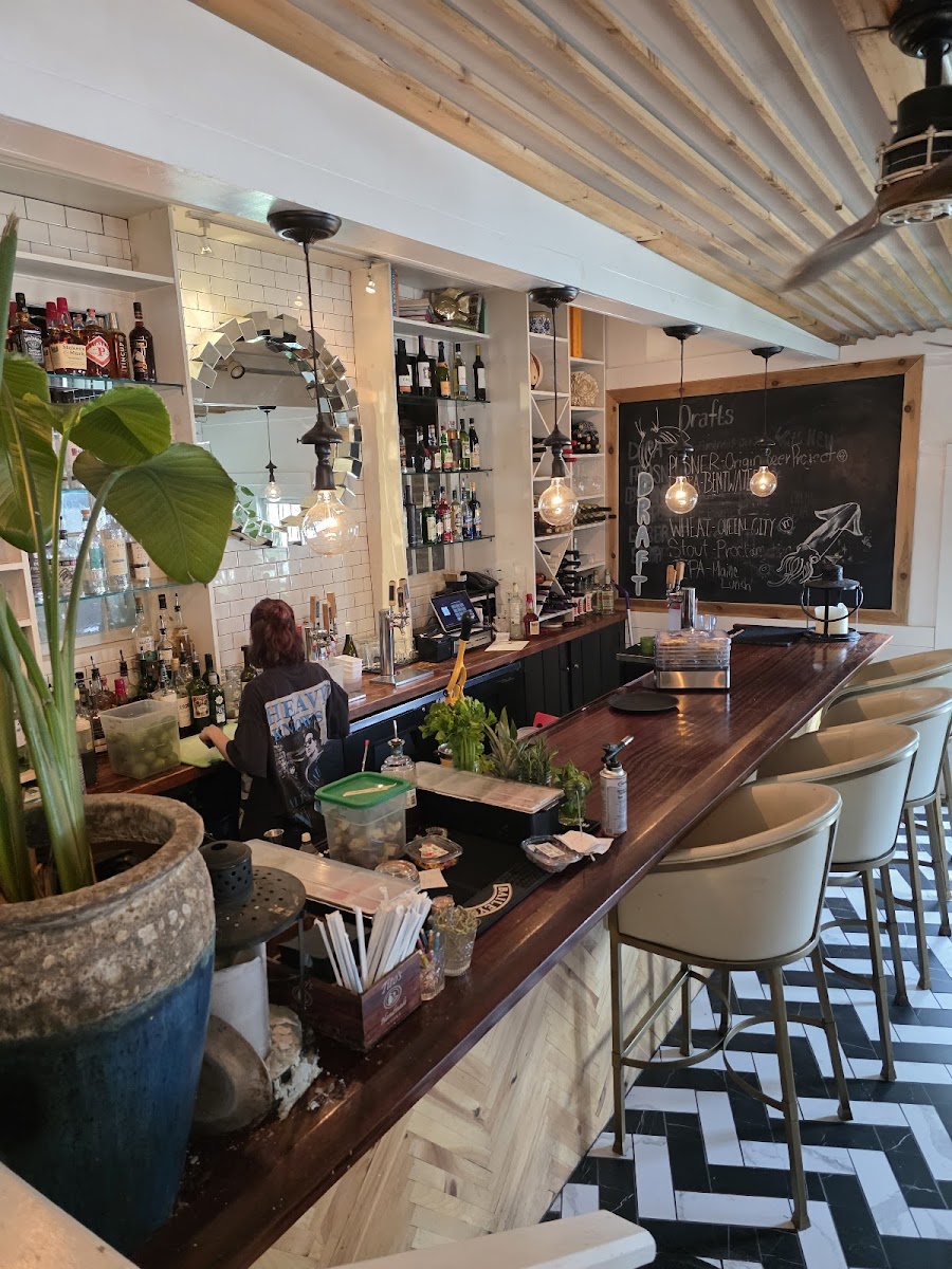 Waterdog Kitchen + Bar