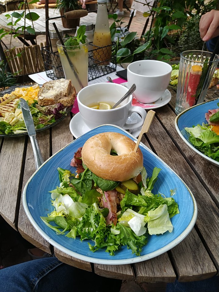 Weranda Caffe Photos 9