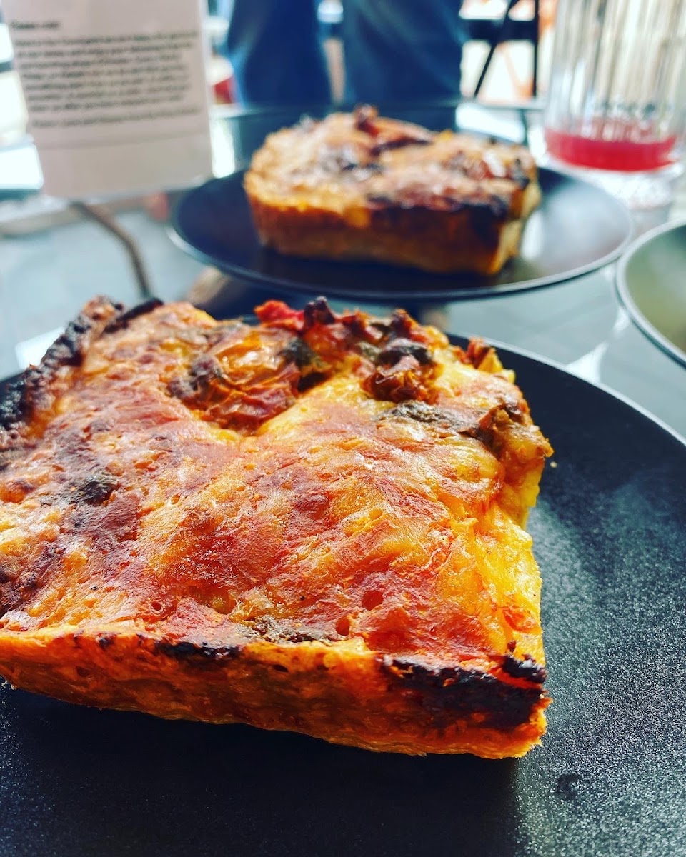 White Label Detroit Pizza Photos 2
