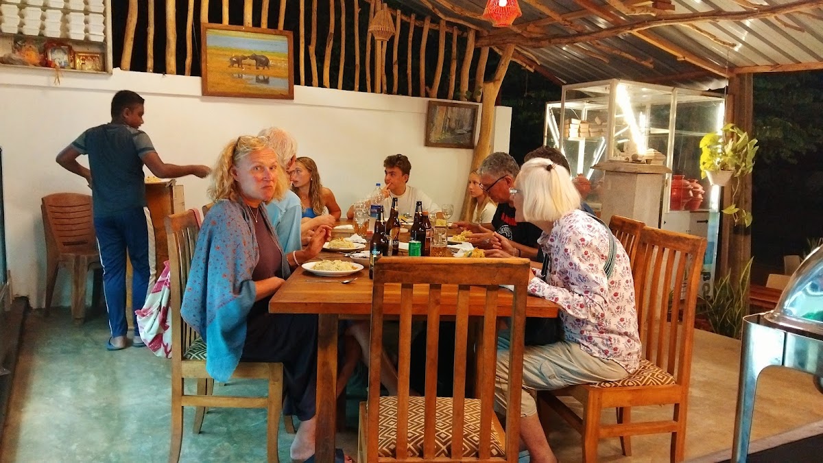 Wild Edge Restaurant & Cafe