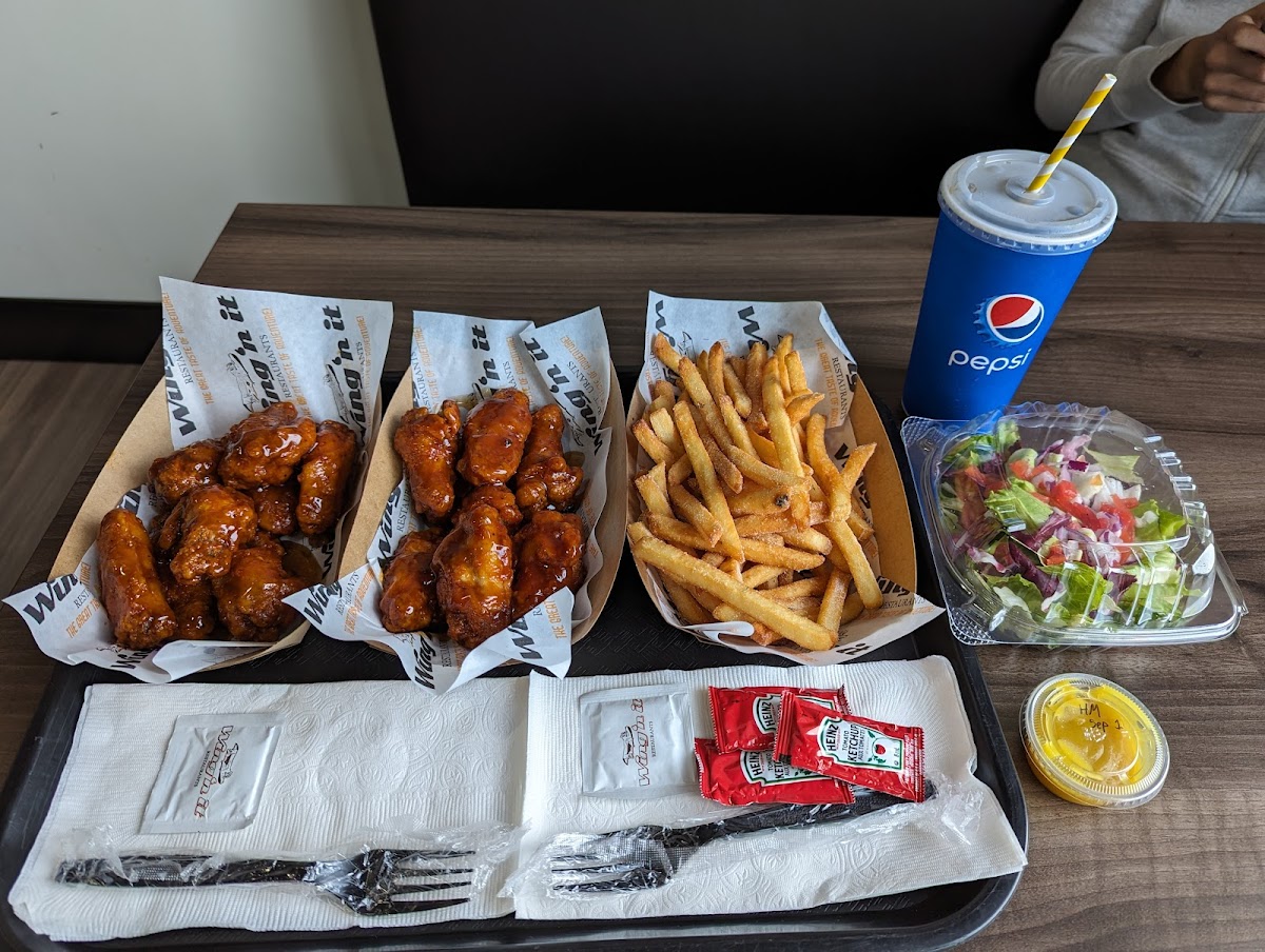 Wing'n It Moncton Photos 9