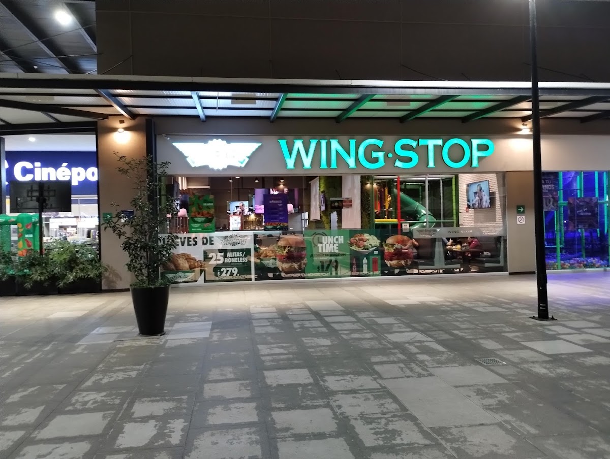Wingstop Portal Centenario