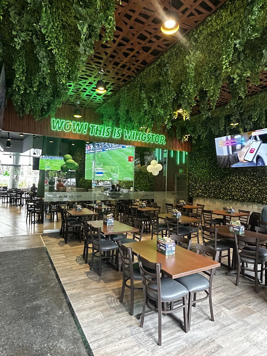 Wingstop Tecnoparque