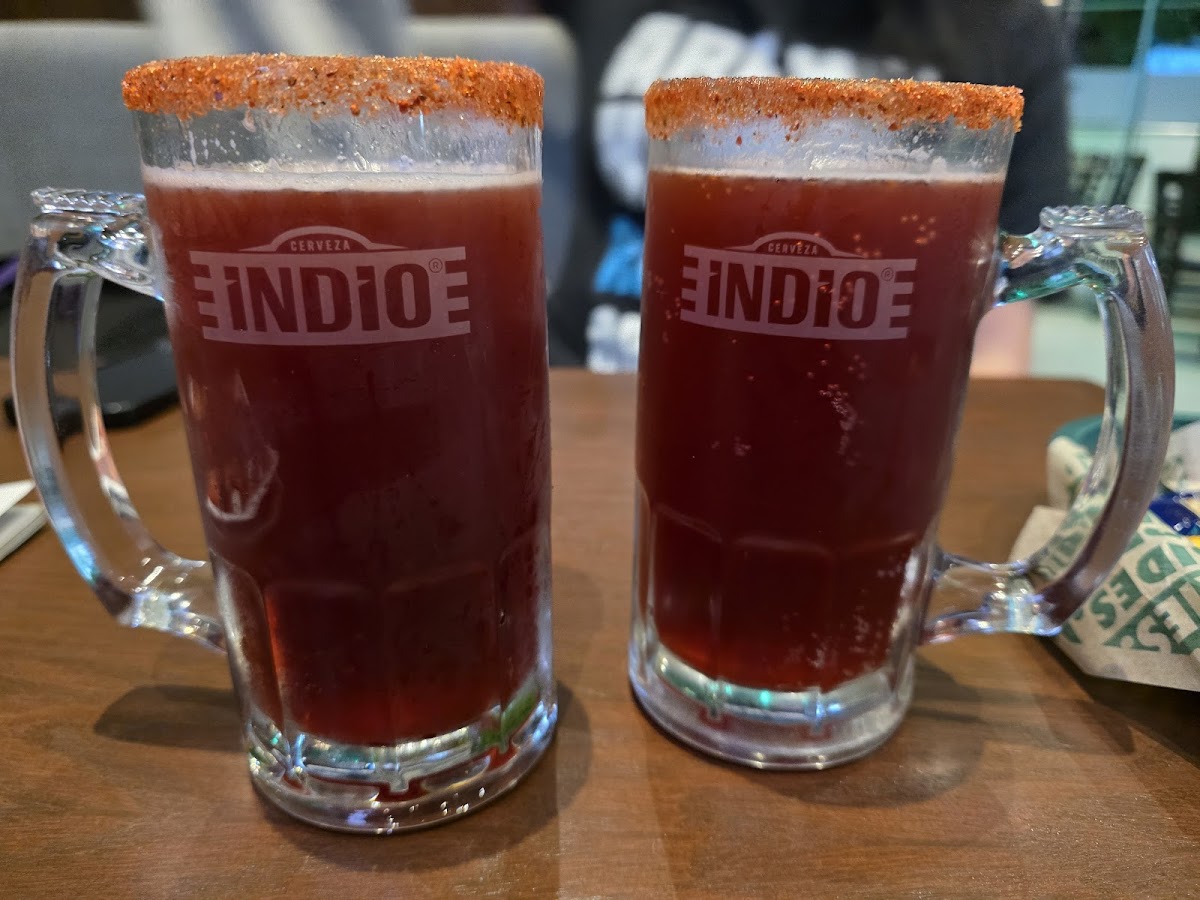 Wingstop Tecnoparque Photos 2