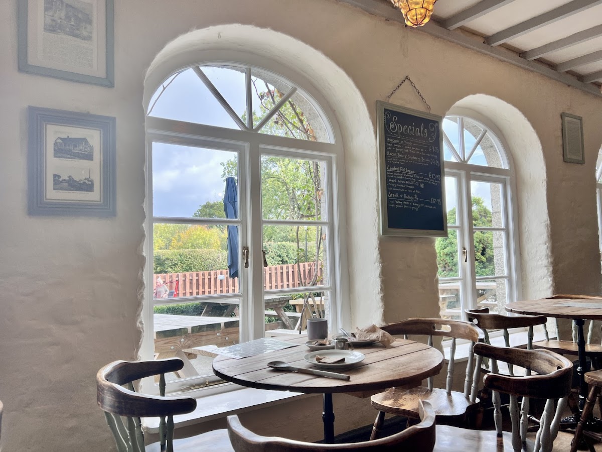 Woodleigh Coach Guest House & Cafe