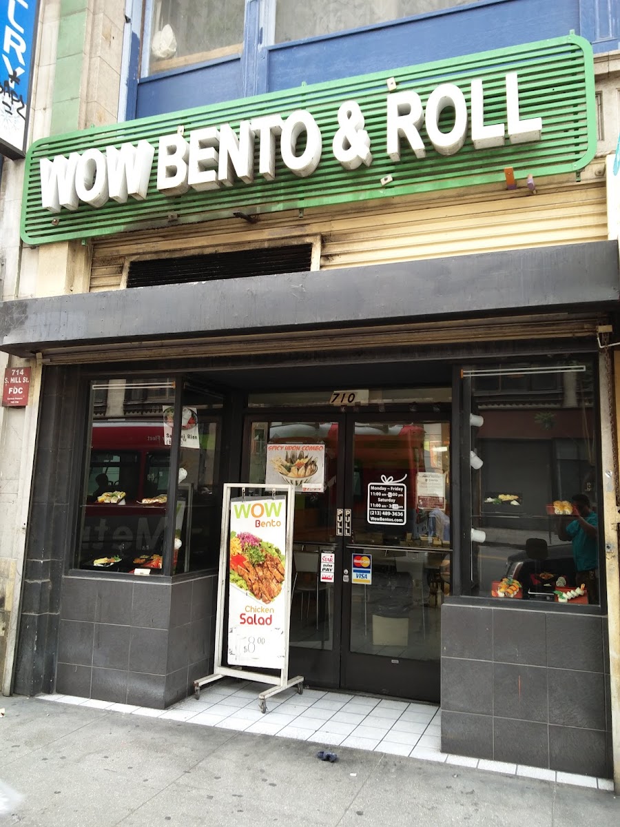 Wow Bento & Roll