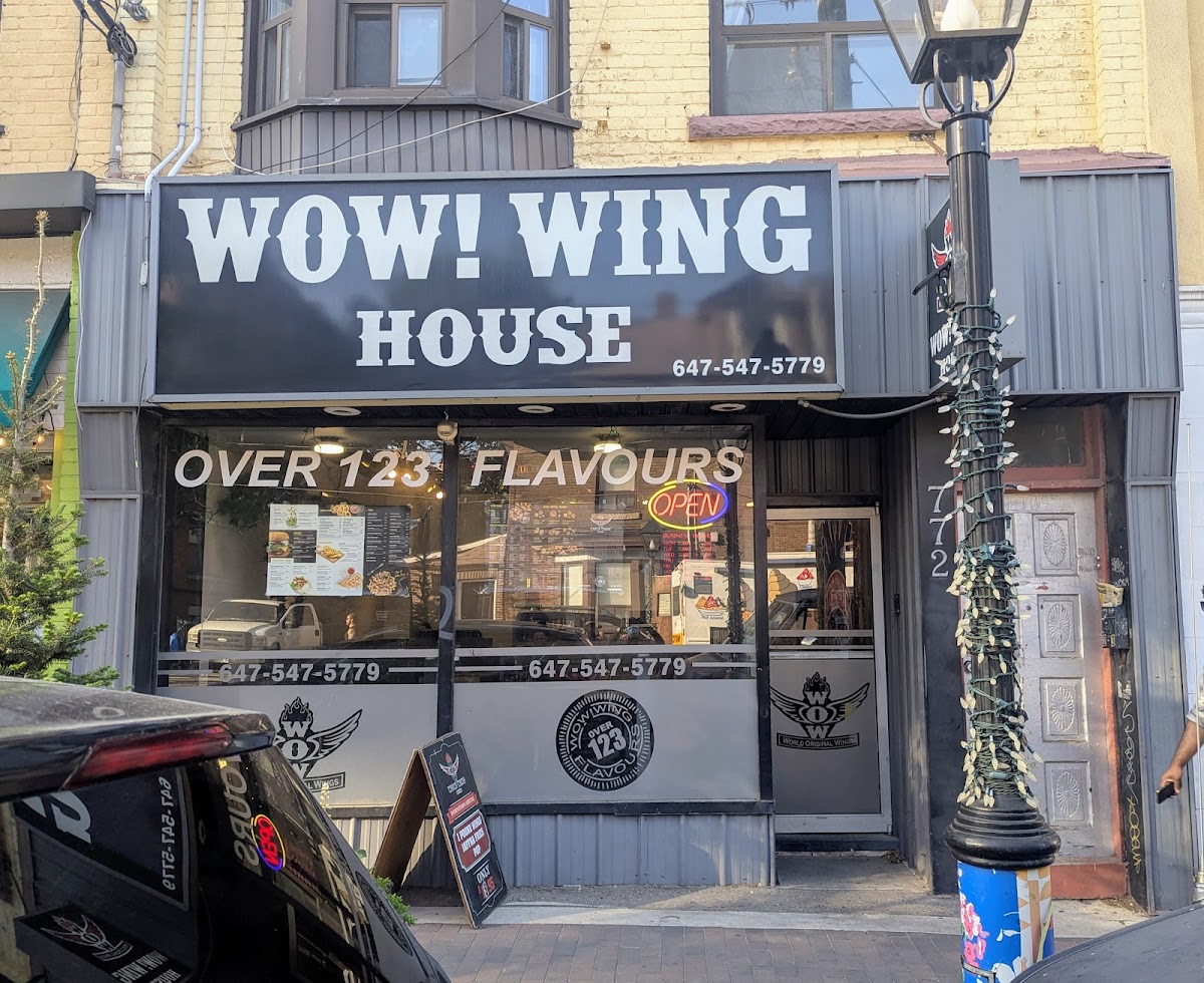 Wow! Wing House
