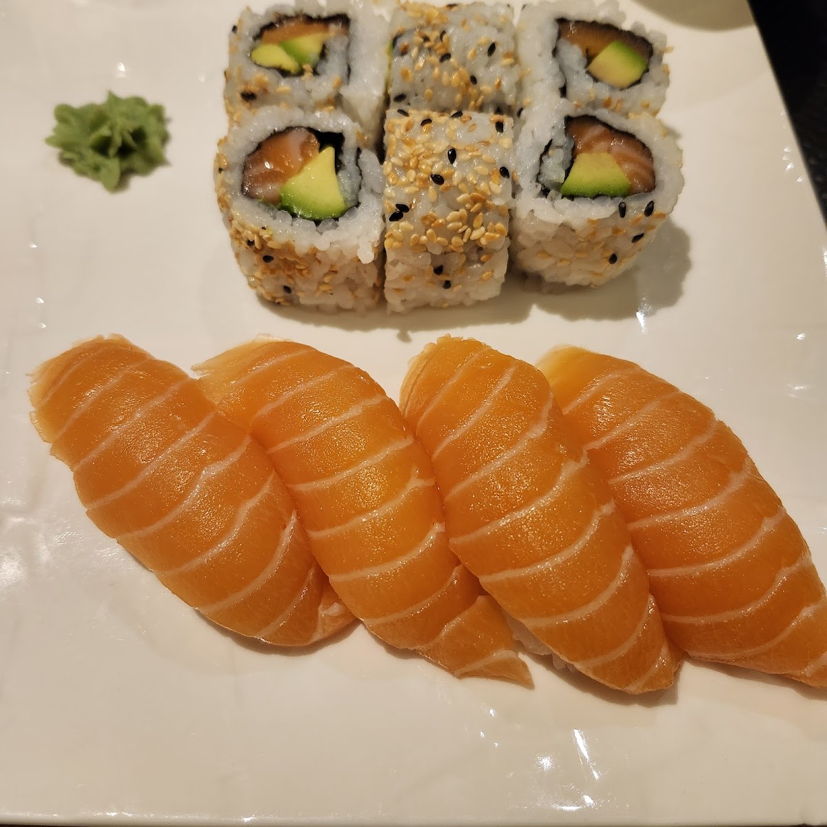 Yaka Sushi. Photos 2