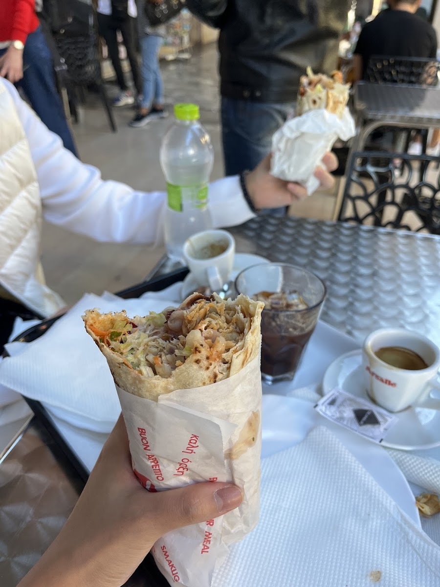 Yame Yame Kebab & Pizze Photos 2