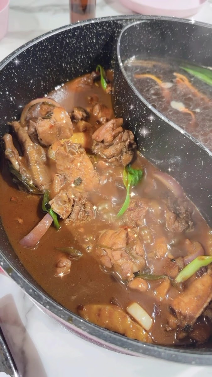 Yeego Chicken Hot Pot Photos 9