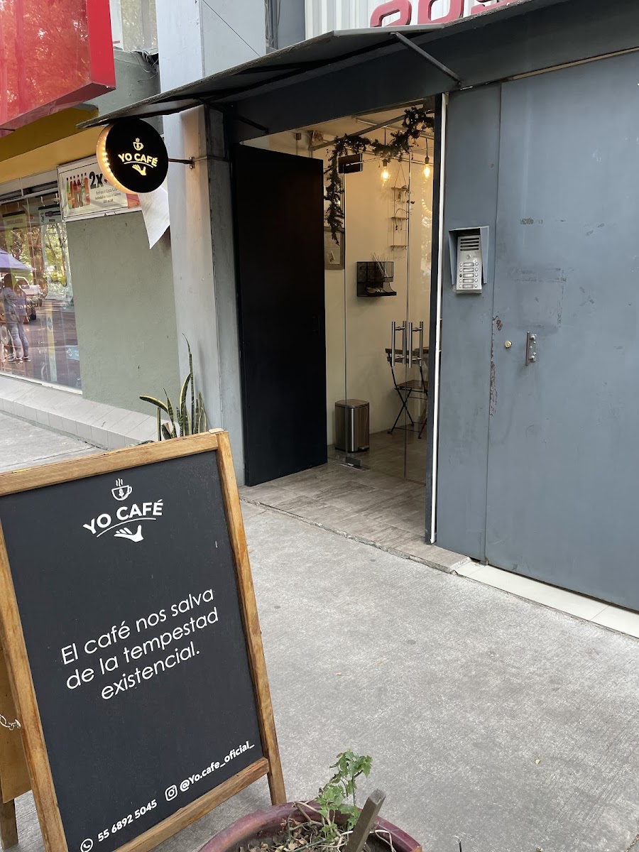 Yo Café