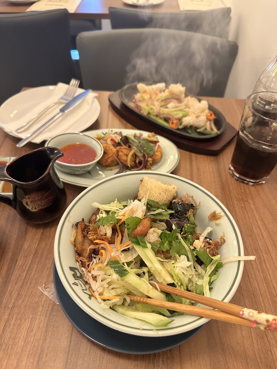 Yum Yum Vietnamese Kitchen Leamington Photos 9
