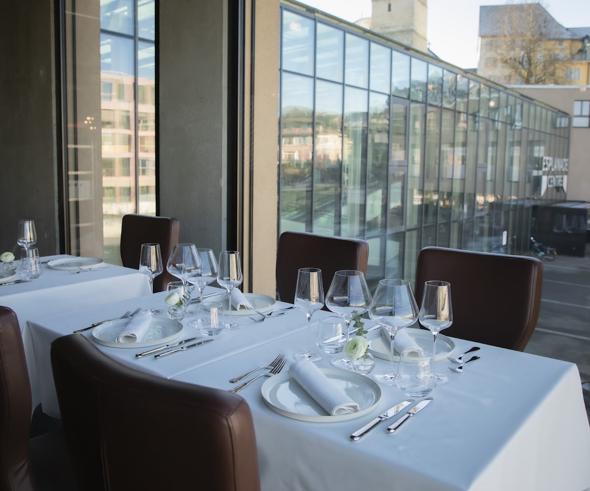 Yumi Restaurant