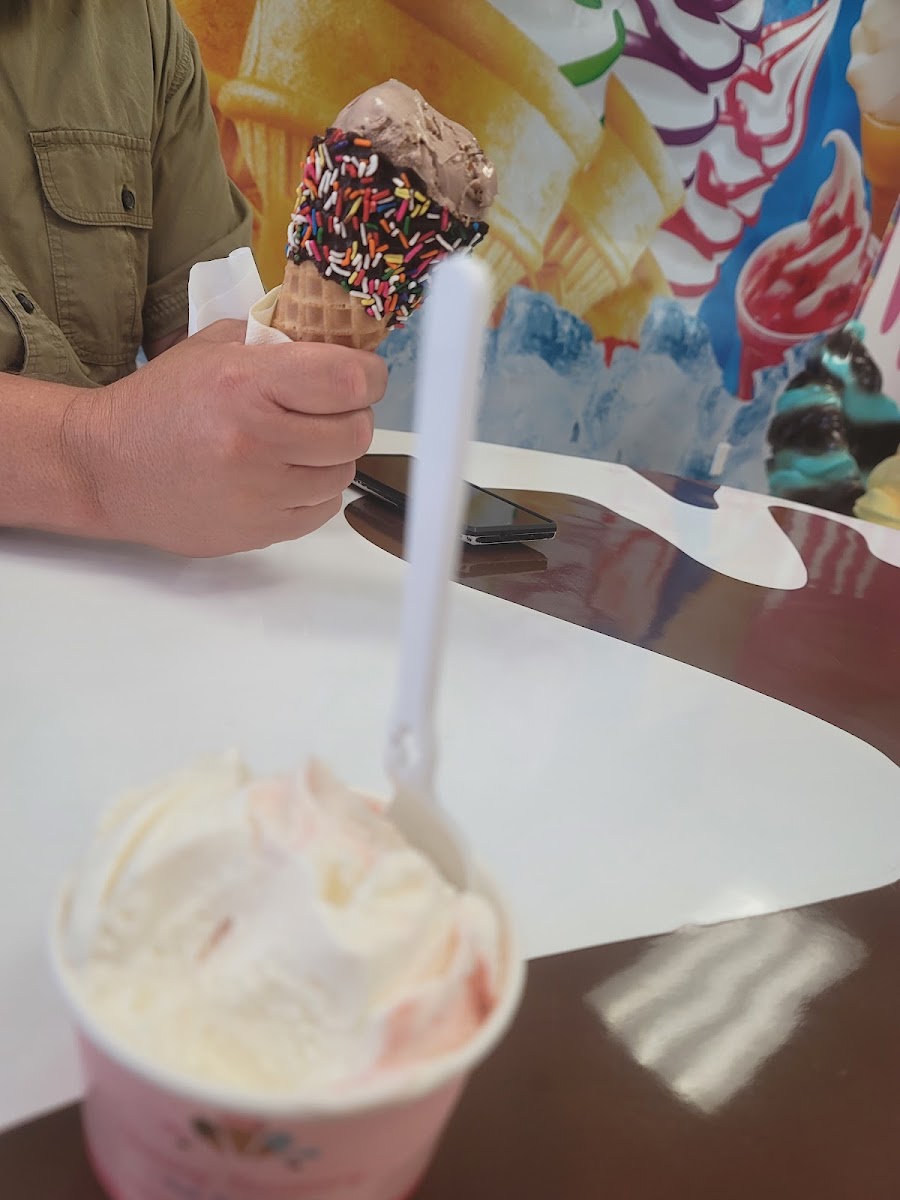 Yummy Creamery Photos 9