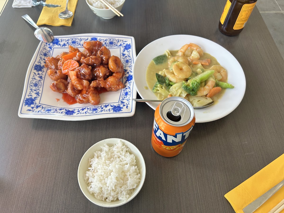 Yummy Plus Chinese North Point (Next To Cold Rock Ice Cream) Photos 2