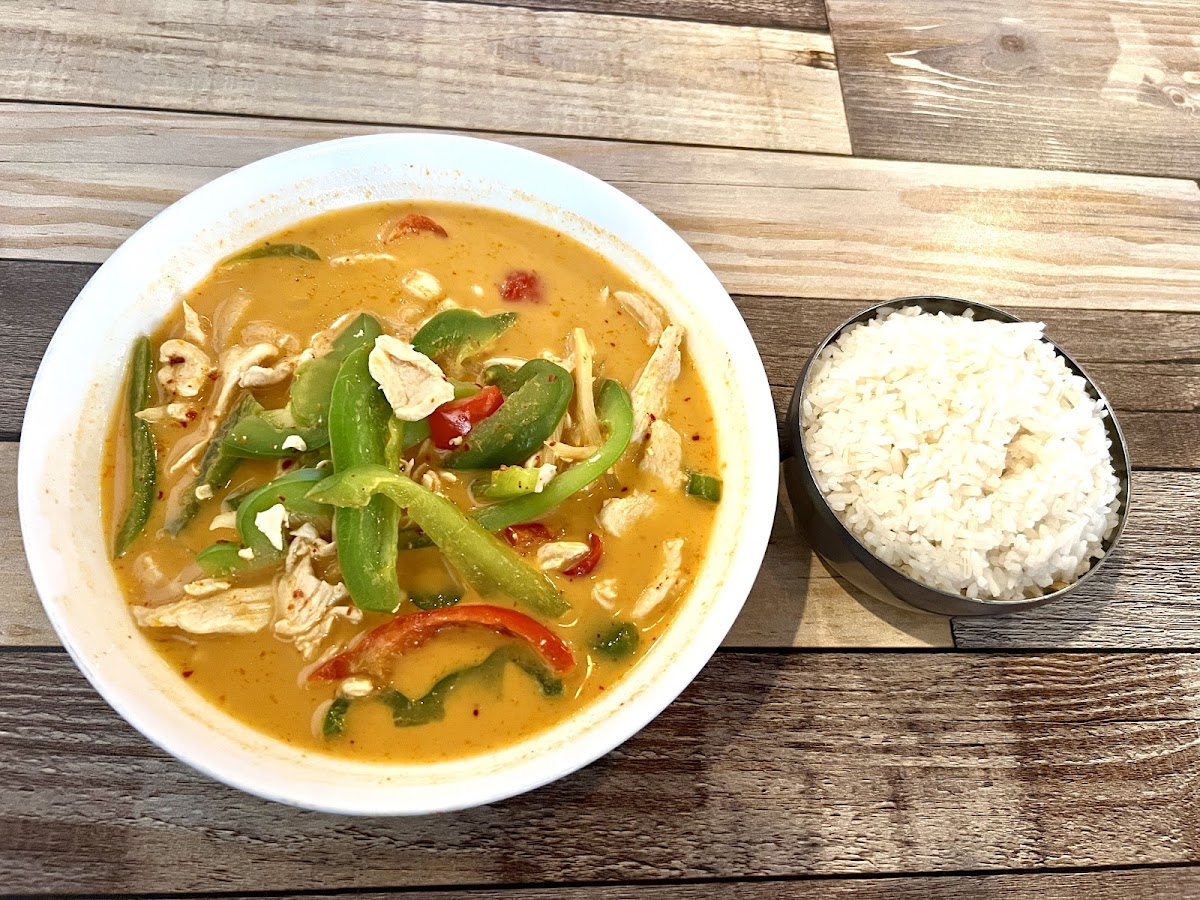 Yumyum Thai Photos 2
