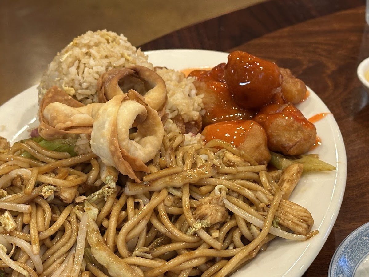 Zhang's Chinese Kitchen Photos 2