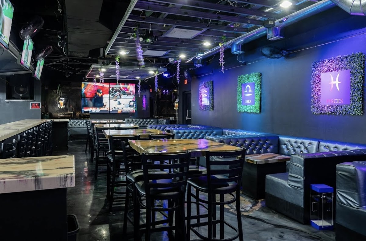 Zodiac Bar & Grill