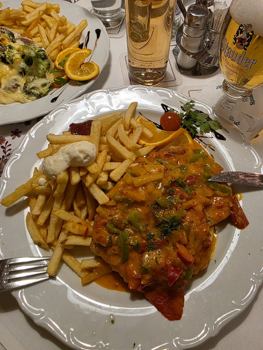 Zunftstube Und Restaurant Kolpinghaus Altenessen Photos 2